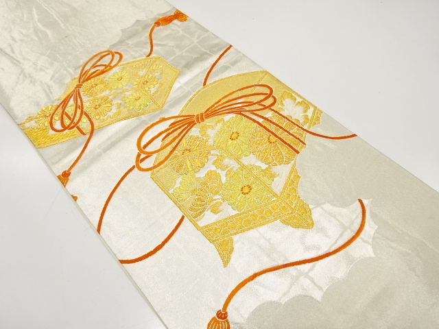 アンティーク　手箱に菊模様織出し袋帯（材料）